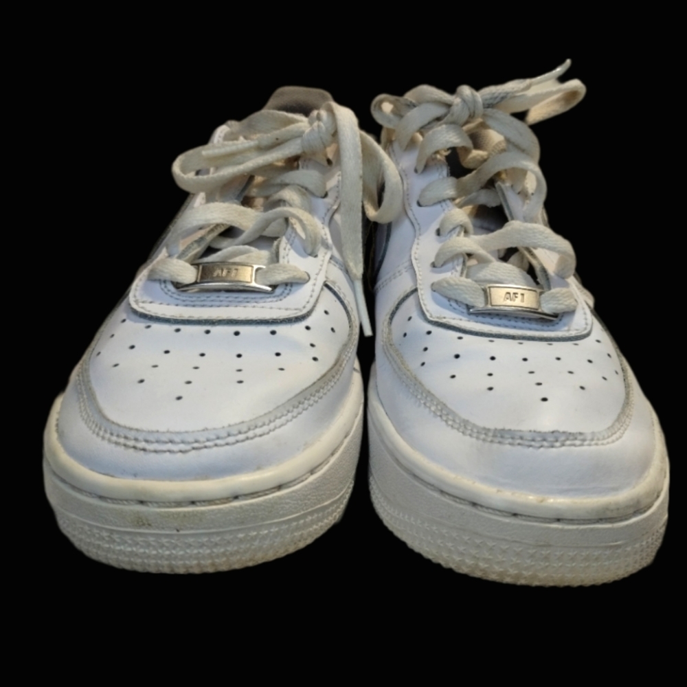 Nike 5.5y white